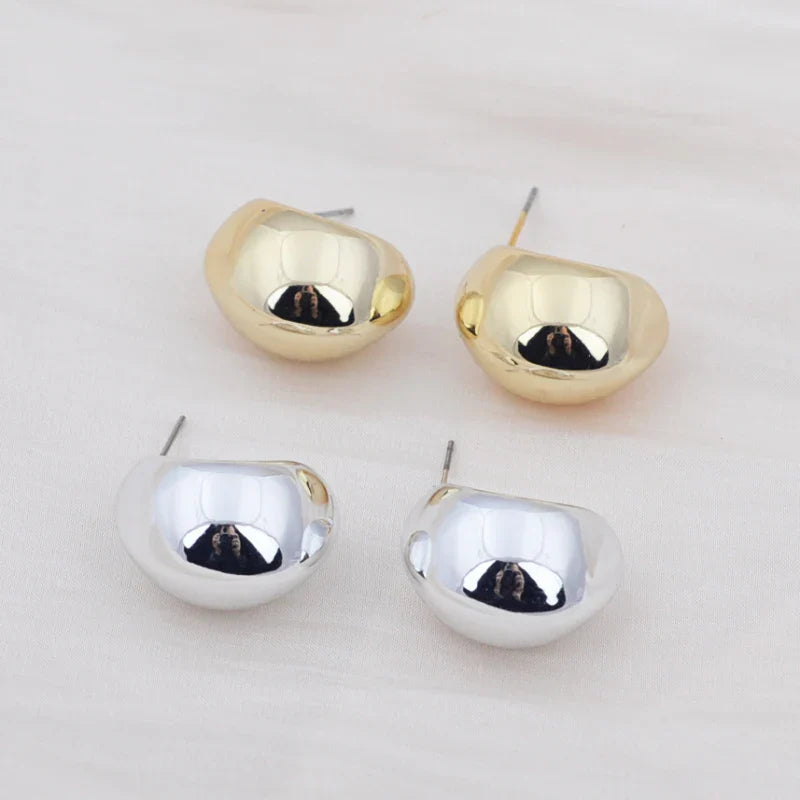 ボールドミニマルピアス